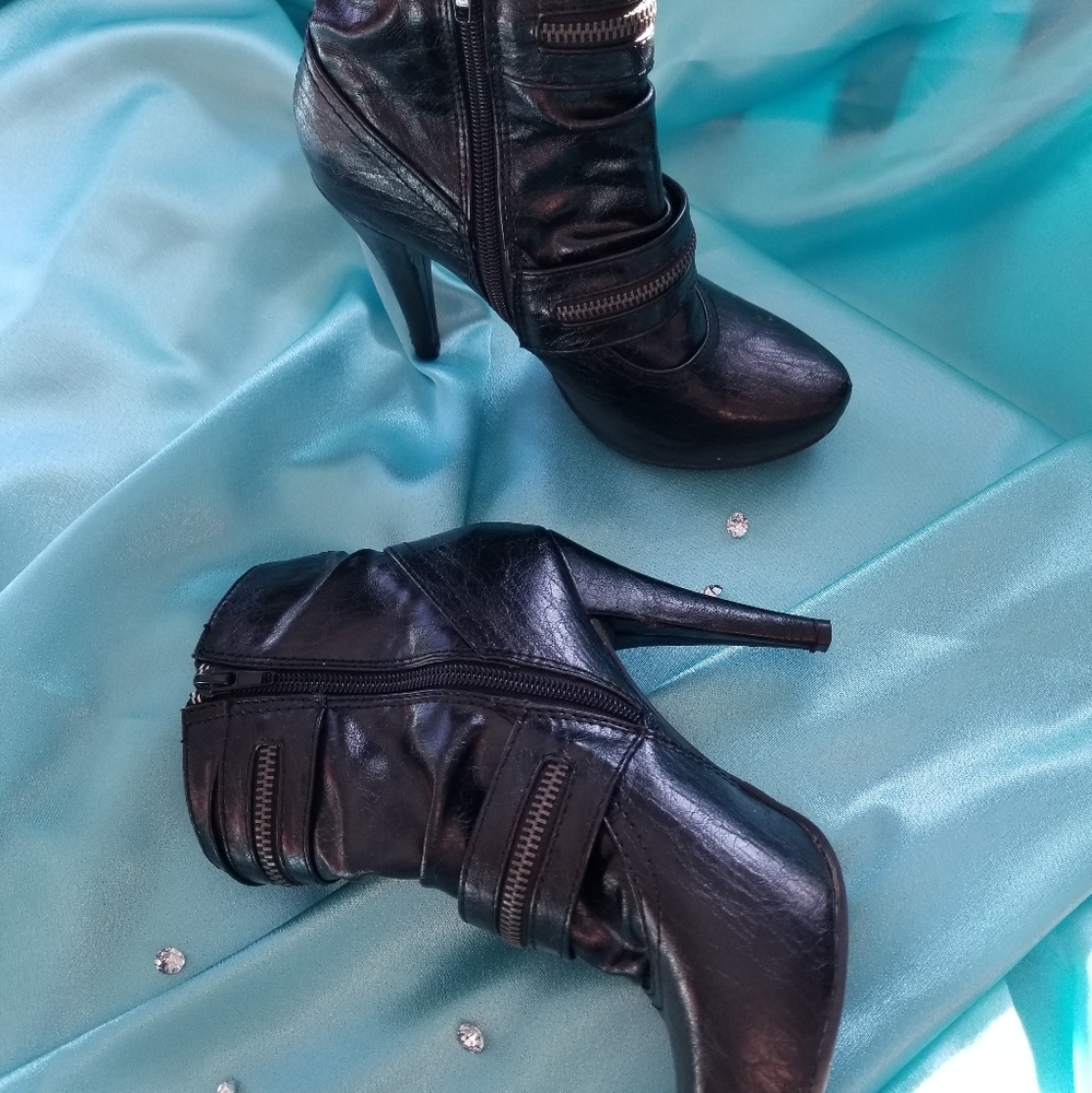 PRICE DROP Roberto Vianni Boots